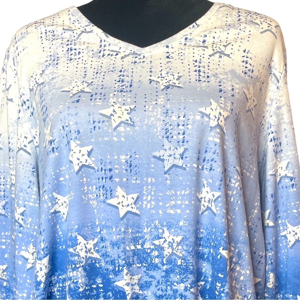 Allison Daley Ombré Blue & White Stars Shirt - Picture 2 of 9
